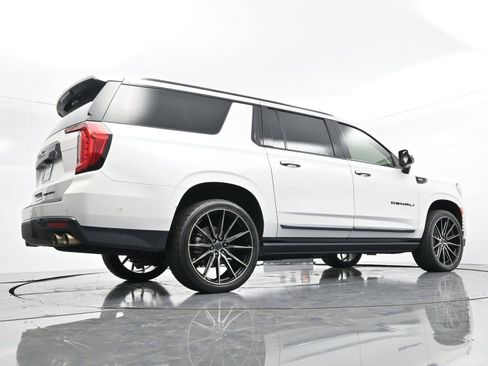 Used 2023 GMC Yukon XL Denali Ultimate image 60