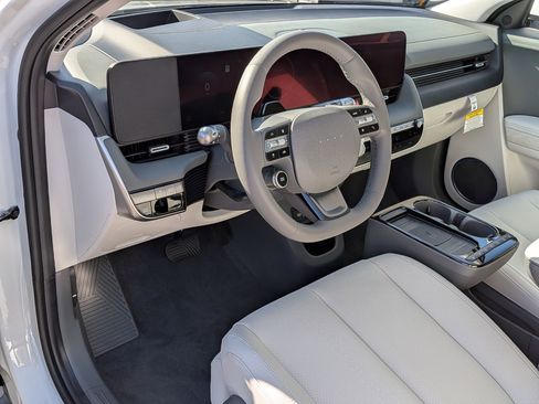 New 2026 Hyundai Ioniq 5 Limited image 8
