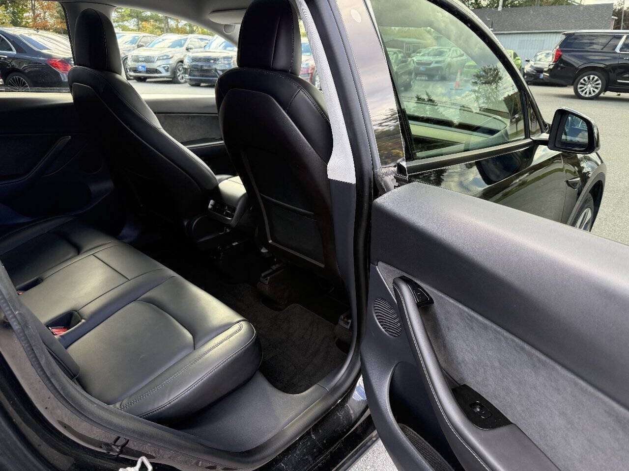 Used 2020 Tesla Model Y Long Range AWD/4WD image 13