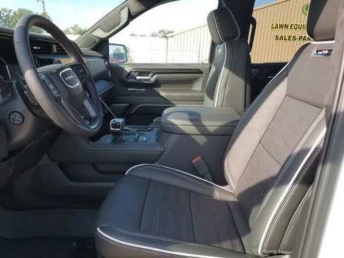 Used 2026 GMC Sierra 1500 AT4X AWD/4WD image 19