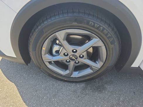 Used 2025 Kia K4 FWD image 23