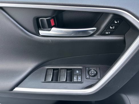Certified 2022 Toyota RAV4 XSE AWD/4WD image 11