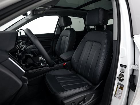 Certified 2023 Audi Q5 2.0T Premium Plus w/ Premium Plus Package AWD/4WD image 16