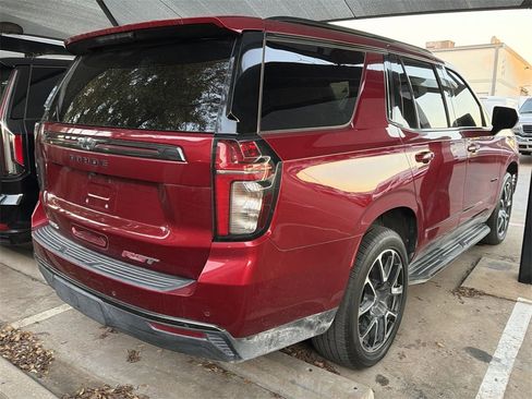 Used 2021 Chevrolet Tahoe RST image 3