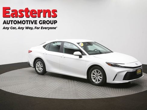Used 2025 Toyota Camry LE FWD image 50