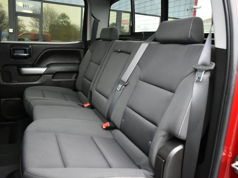 Used 2018 Chevrolet Silverado 1500 LT w/ All Star Edition image 26