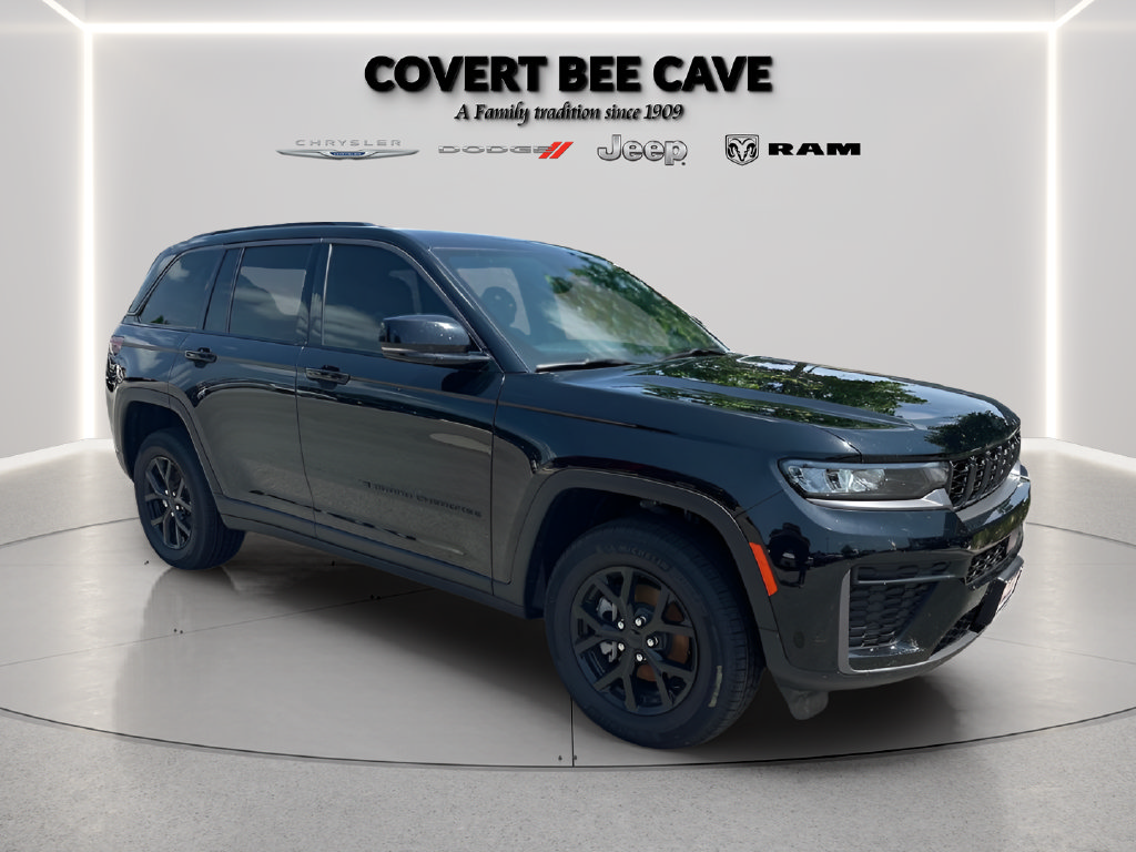 New 2026 Jeep Grand Cherokee Altitude AWD/4WD image 4