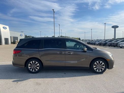 Used 2021 Honda Odyssey EX-L image 7