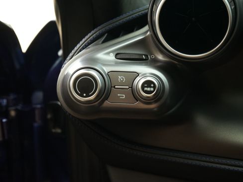 Used 2020 Ferrari F8 Tributo image 29