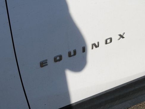 Used 2022 Chevrolet Equinox LT image 30