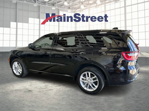 Used 2025 Dodge Durango GT AWD/4WD image 3