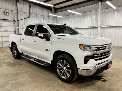 Used 2025 Chevrolet Silverado 1500 LT w/ Texas Edition Plus RWD image 1