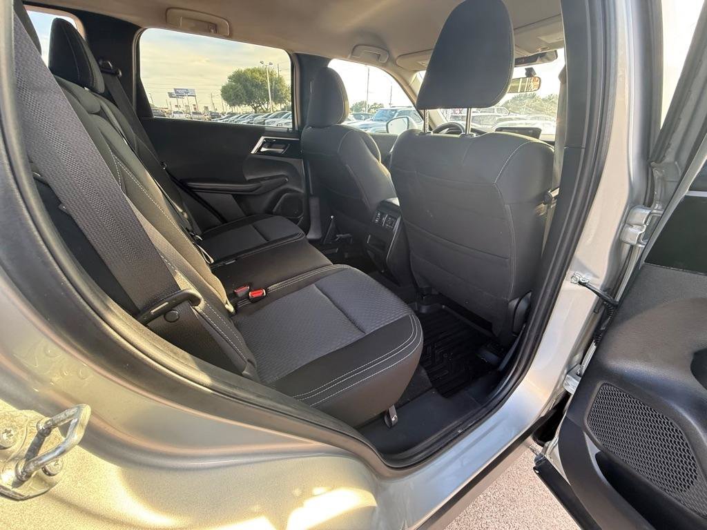 Used 2024 Mitsubishi Outlander ES FWD image 15