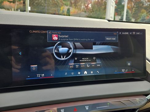 Certified 2025 BMW X3 xDrive30i w/ Convenience Package image 17