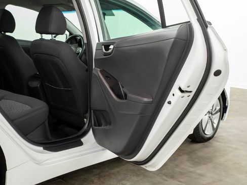 Used 2018 Hyundai Ioniq Blue image 18