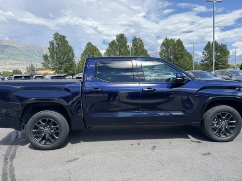 Used 2023 Toyota Tundra Platinum AWD/4WD image 9