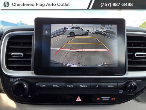Used 2023 Hyundai Venue SEL FWD image 30