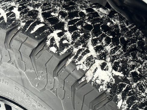 Used 2018 Ford F150 Raptor w/ Equipment Group 801A Mid image 10