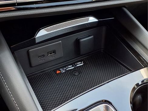 New 2026 Buick Envision Avenir AWD/4WD image 9