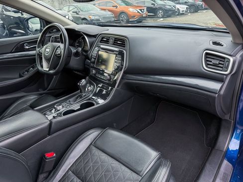 Used 2019 Nissan Maxima Platinum w/ Illumination Package image 10