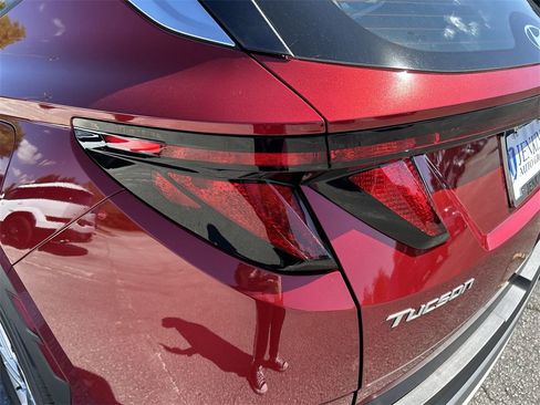 New 2026 Hyundai Tucson SE image 16