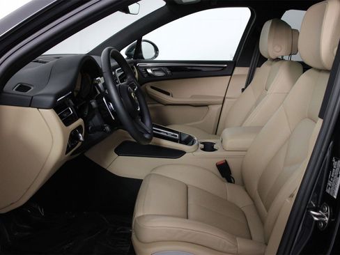 Used 2025 Porsche Macan S image 5