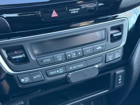 Used 2019 Honda Ridgeline RTL-E image 25