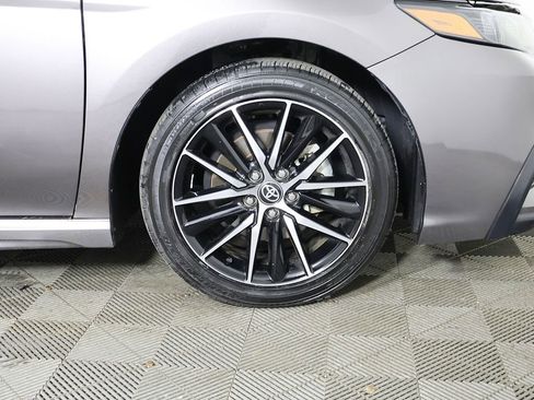 Used 2024 Toyota Camry SE FWD image 18