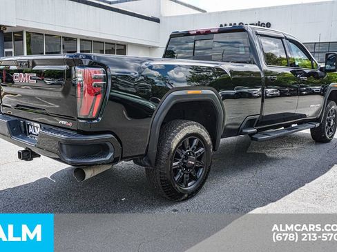 Used 2024 GMC Sierra 2500 AT4 w/ Technology Package AWD/4WD image 5