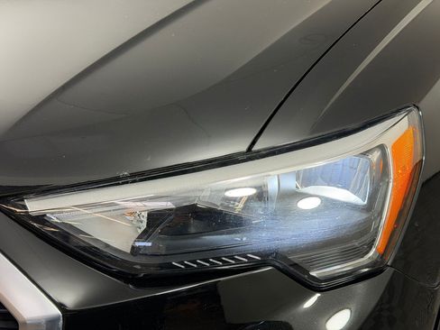 Used 2021 Audi Q3 2.0T Premium w/ 19" Wheel Package AWD/4WD image 11