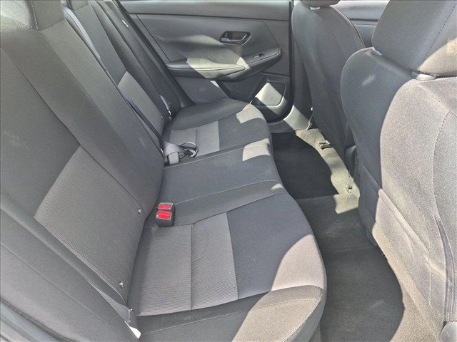 Used 2025 Nissan Sentra SV FWD image 18