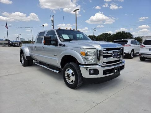 Used 2016 Ford F350 Lariat w/ Lariat Ultimate Package AWD/4WD image 3