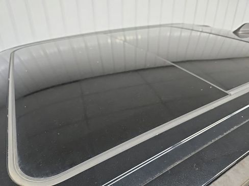 Used 2019 RAM 1500 Limited AWD/4WD image 11