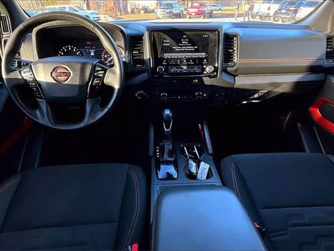 Used 2024 Nissan Frontier PRO-4X w/ Off-Road Protection Package image 18