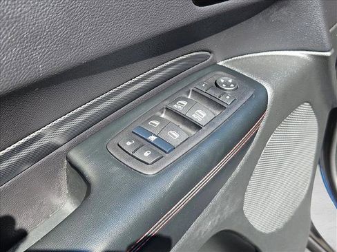 Used 2024 Dodge Durango R/T w/ Blacktop Package image 11