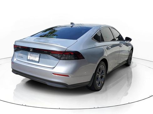 Used 2024 Honda Accord EX image 6