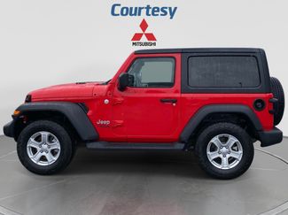 Used 2018 Jeep Wrangler Sport AWD/4WD video 2