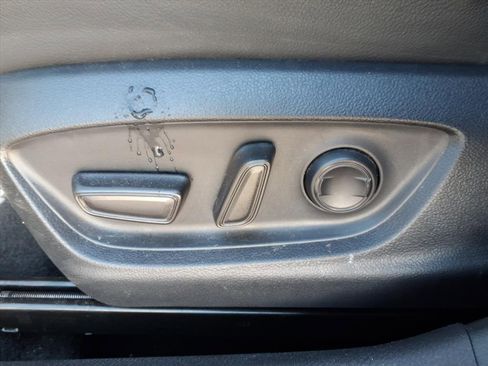 Used 2024 Toyota Camry SE image 15