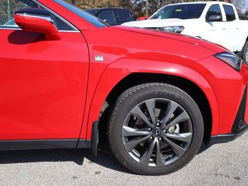 Used 2024 Lexus UX 250h F Sport image 9