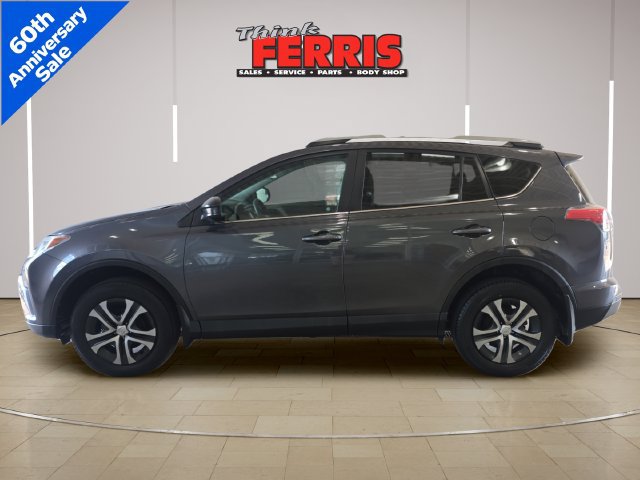 Used 2018 Toyota RAV4 LE w/ All Weather Liner Package FWD image 2
