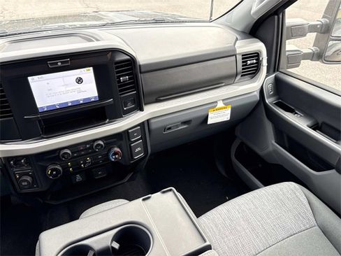 New 2026 Ford F250 XLT image 16