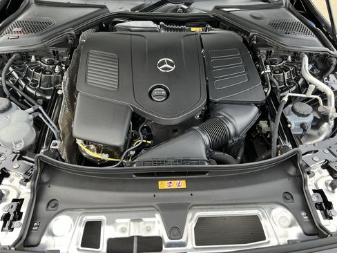 Certified 2025 Mercedes-Benz E 350 4MATIC Sedan image 36