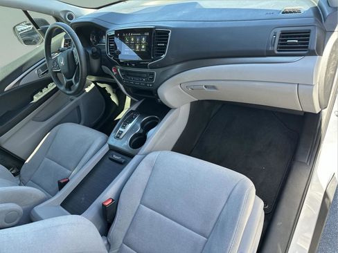 Used 2021 Honda Pilot EX image 21