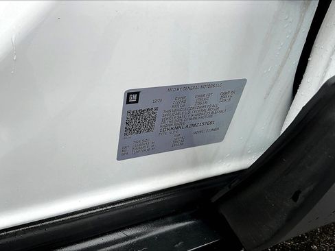 Used 2021 GMC Acadia SLE FWD image 19
