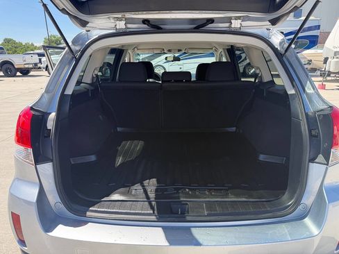 Used 2012 Subaru Outback 2.5i Premium AWD/4WD image 20