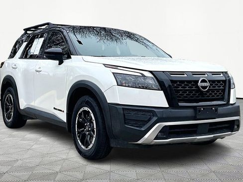 Used 2023 Nissan Pathfinder Rock Creek image 12