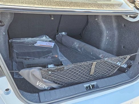 New 2025 Nissan Versa SR w/ Trunk Package FWD image 11