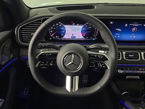 New 2026 Mercedes-Benz GLS 450 4MATIC image 32
