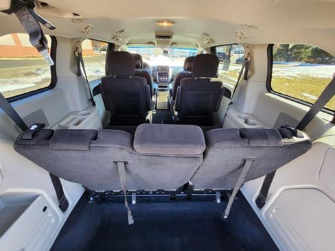 Used 2013 Dodge Grand Caravan SE image 14