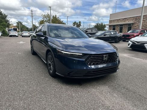 Used 2025 Honda Accord EX-L image 8